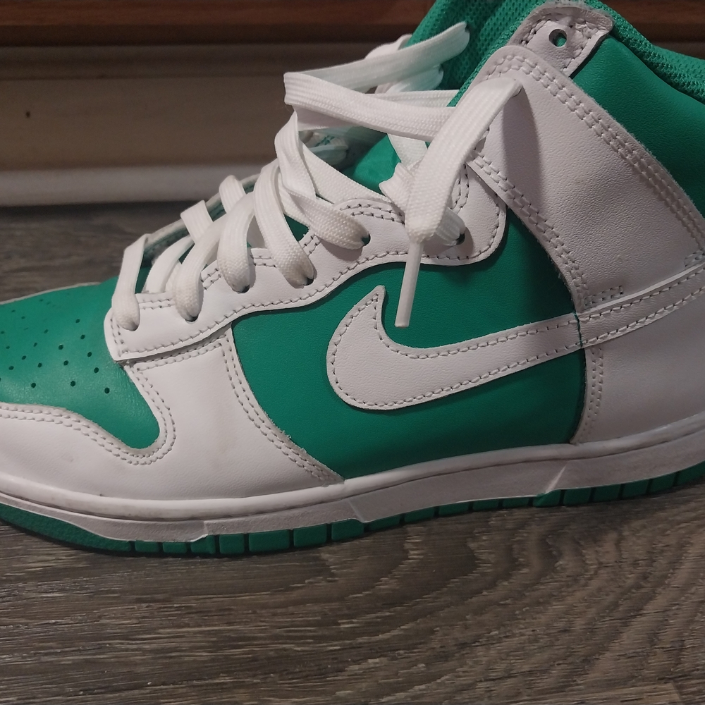 Men Green and White High-Top Sneakers